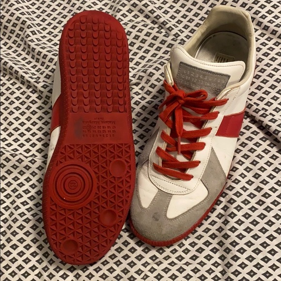 Sneakers - Picture 4 of 5